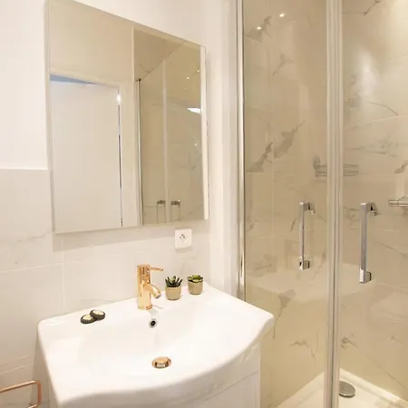 Parisconciergerie - Near Eiffel Tower *