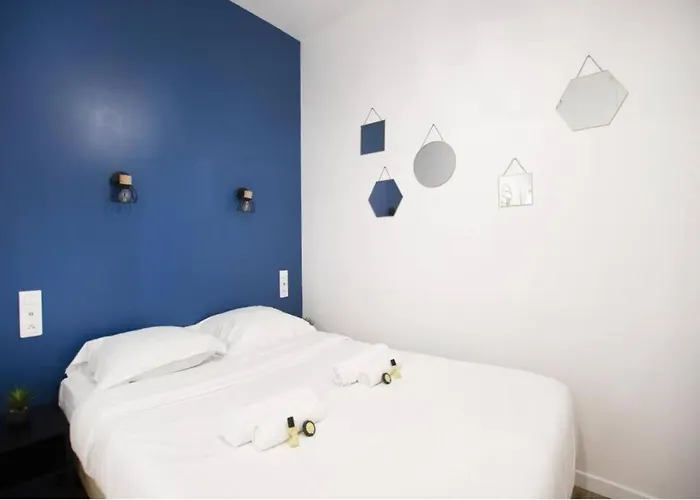 Parisconciergerie - Near Eiffel Tower باريس