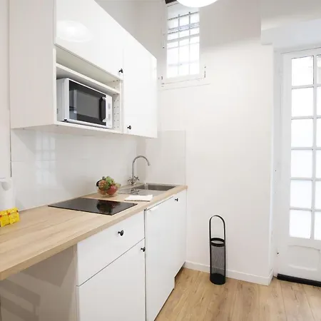 Great Near The Eiffel Tower Апартаменты Париж