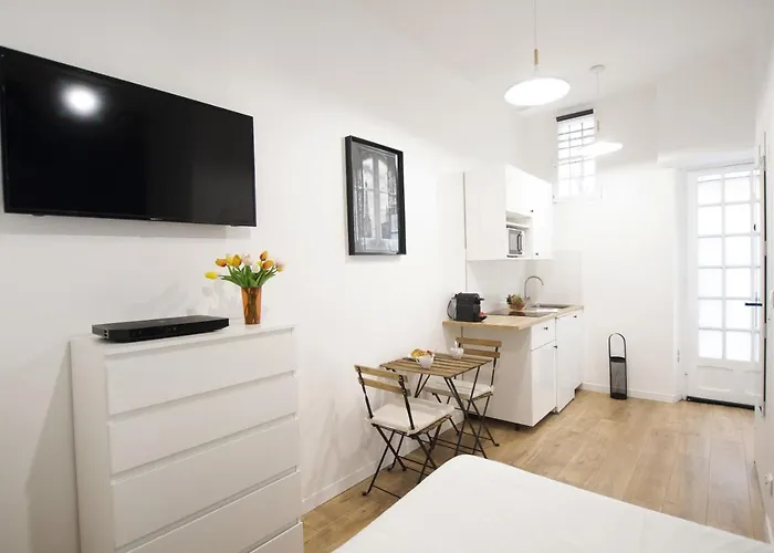 Parisconciergerie - Near Eiffel Tower 아파트 *